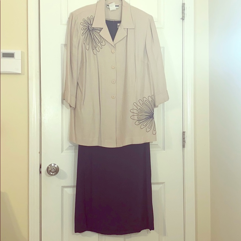 Navy blue sleeveless dress w/ matching jacket 16WP